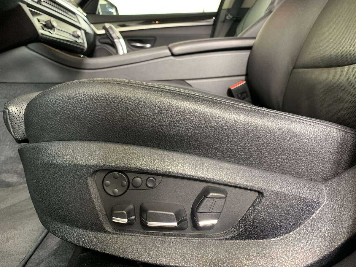 Купить BMW 5 серии с пробегом. Фото: #13