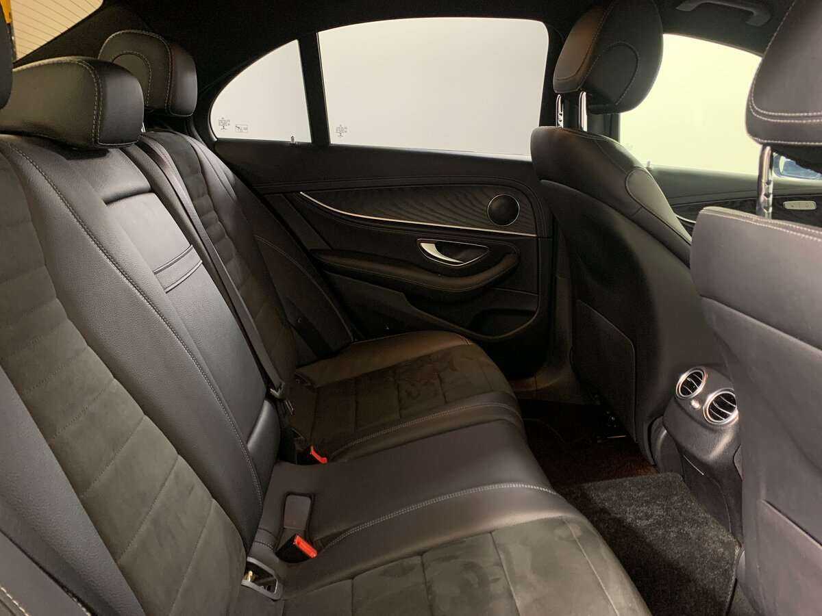 Купить Mercedes-Benz E-Класс с пробегом. Фото: #19