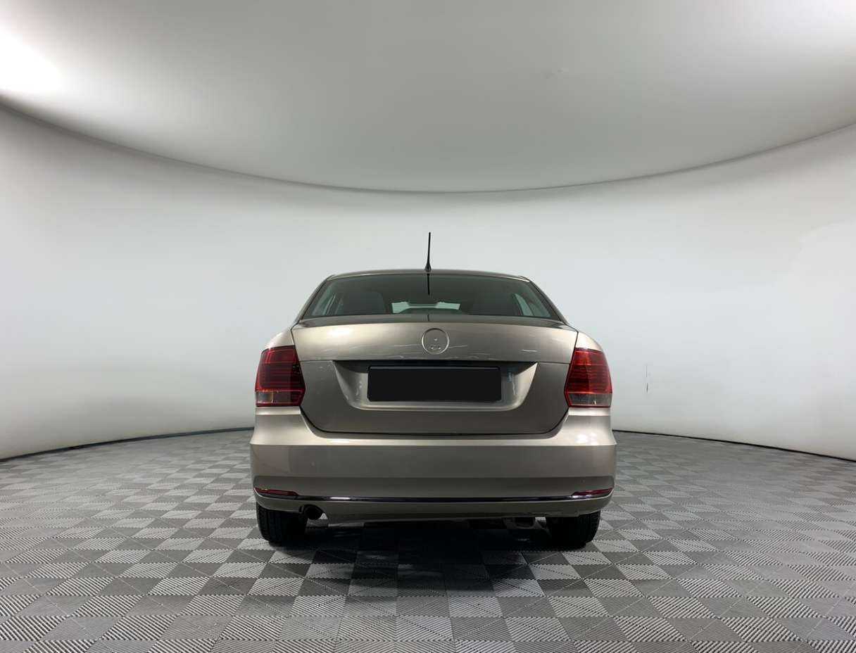 Купить Volkswagen Polo с пробегом. Фото: #5