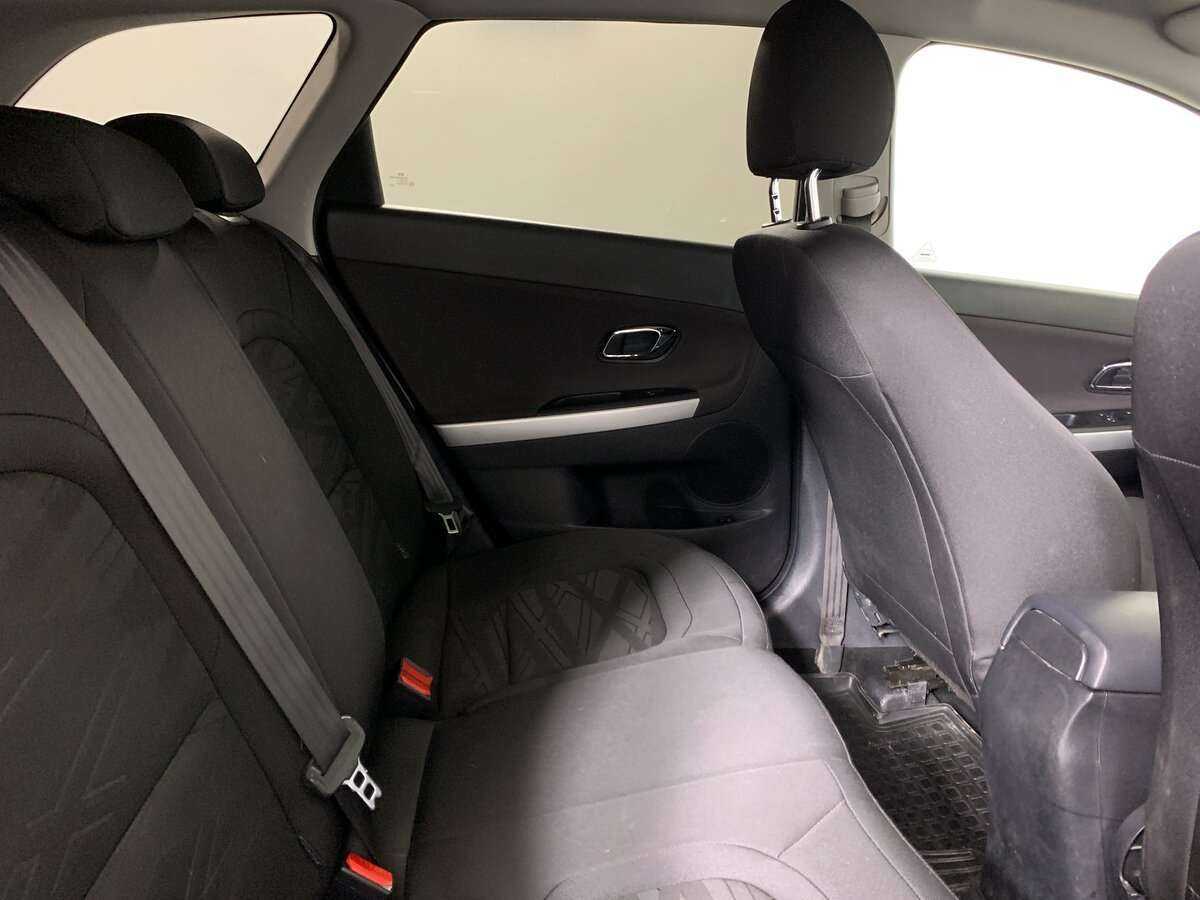 Купить Kia Ceed с пробегом. Фото: #14