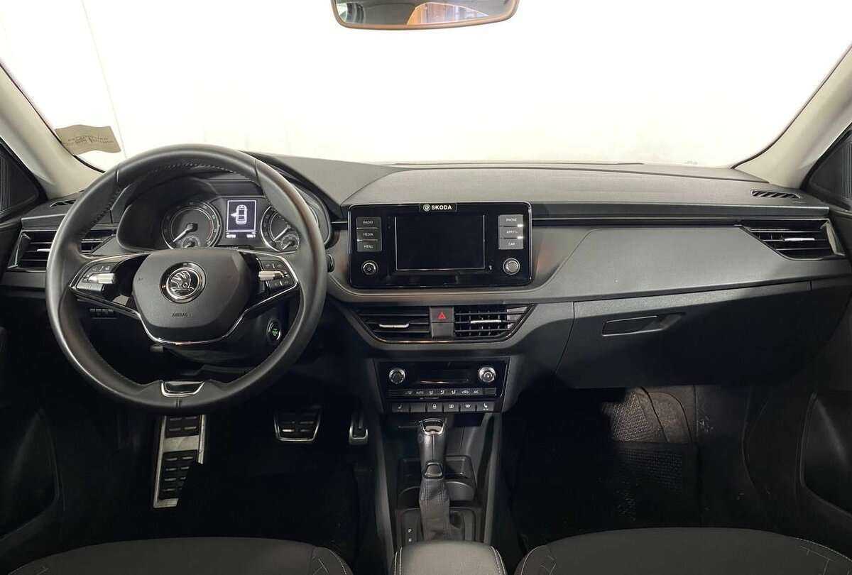 Купить Skoda Rapid с пробегом. Фото: #10