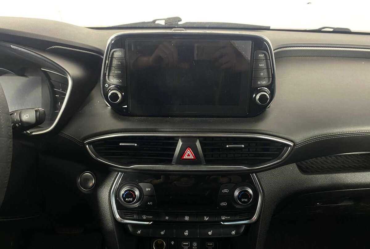 Купить Hyundai Santa Fe с пробегом. Фото: #11