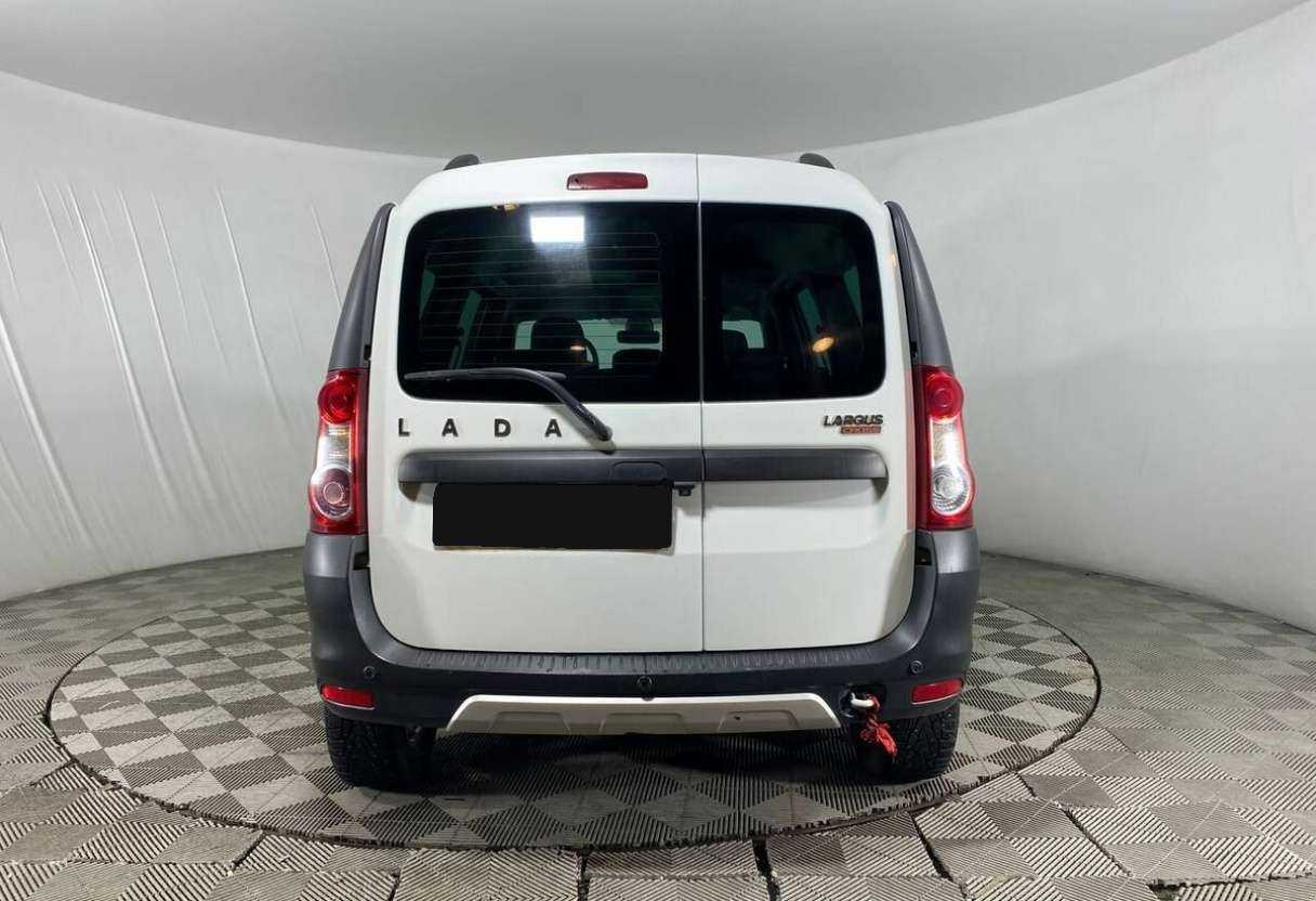 Купить Lada (ВАЗ) Largus с пробегом. Фото: #5