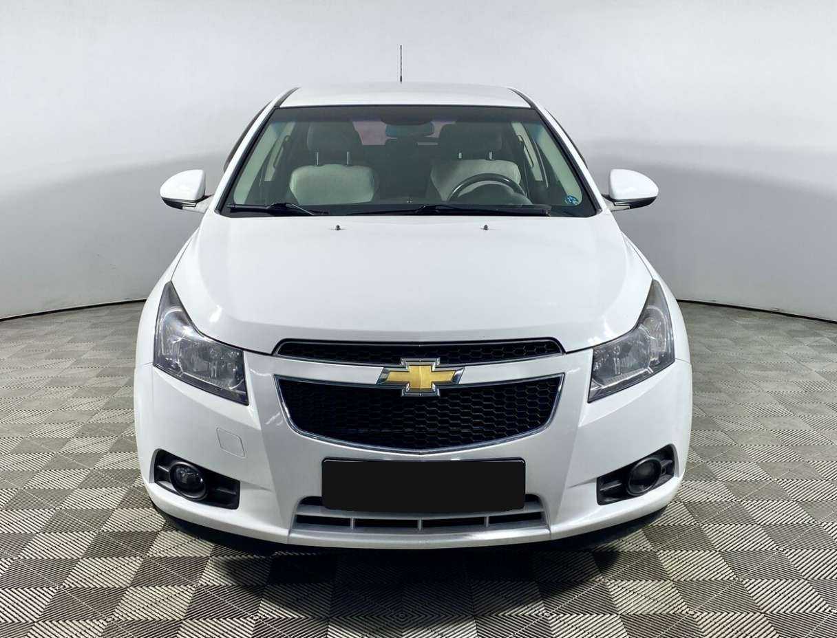 Купить Chevrolet Cruze с пробегом. Фото: #1