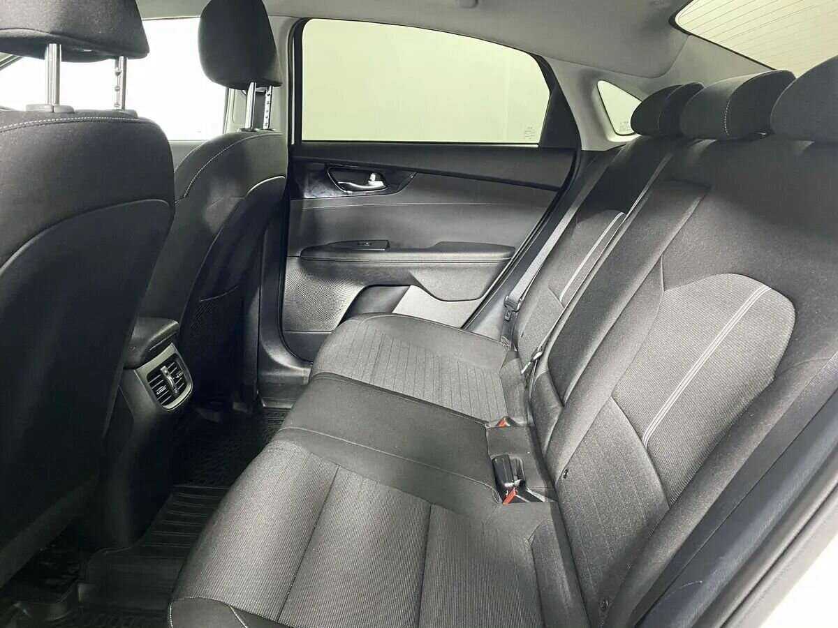 Купить Kia Cerato с пробегом. Фото: #5