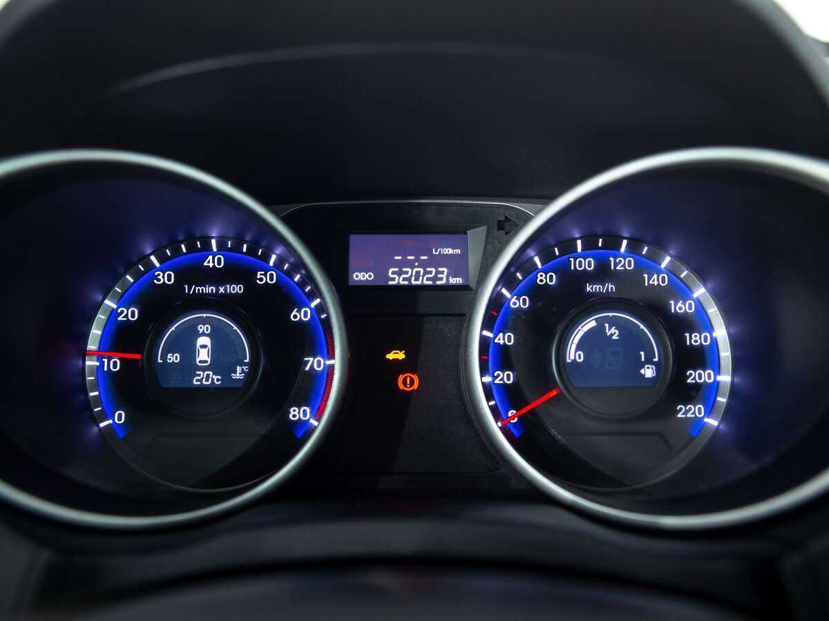 Купить Hyundai ix35 с пробегом. Фото: #10