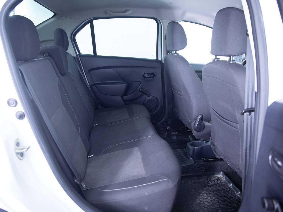 Купить Renault Logan с пробегом. Фото: #9