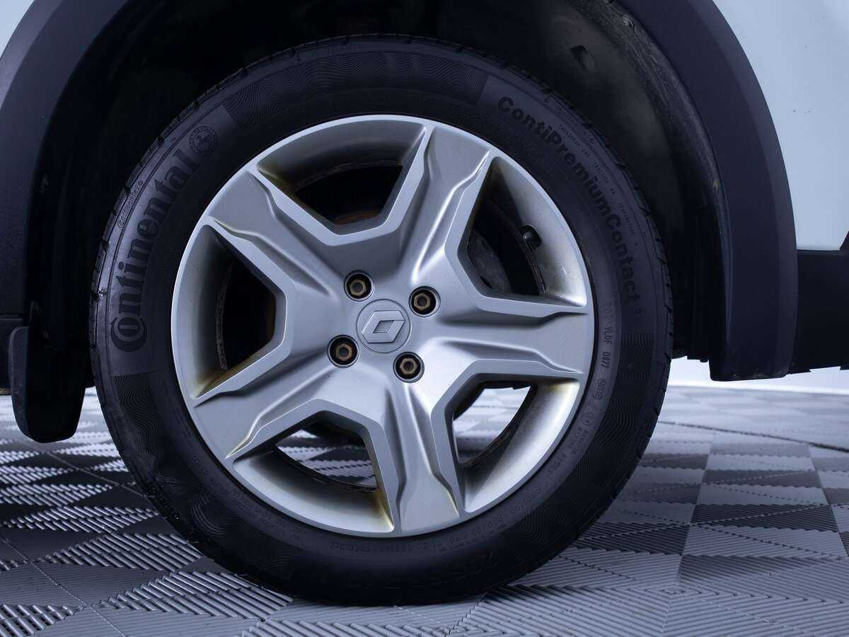 Купить Renault Logan с пробегом. Фото: #17