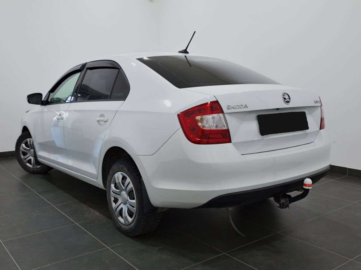 Купить Skoda Rapid с пробегом. Фото: #3