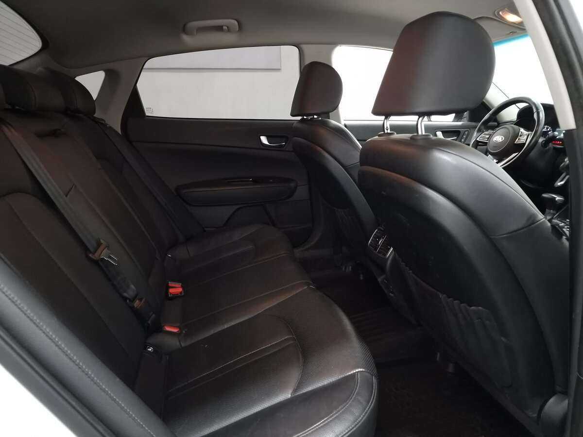 Купить Kia Optima с пробегом. Фото: #16