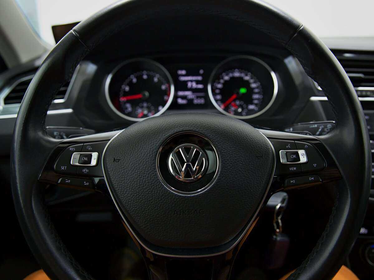 Купить Volkswagen Tiguan с пробегом. Фото: #9