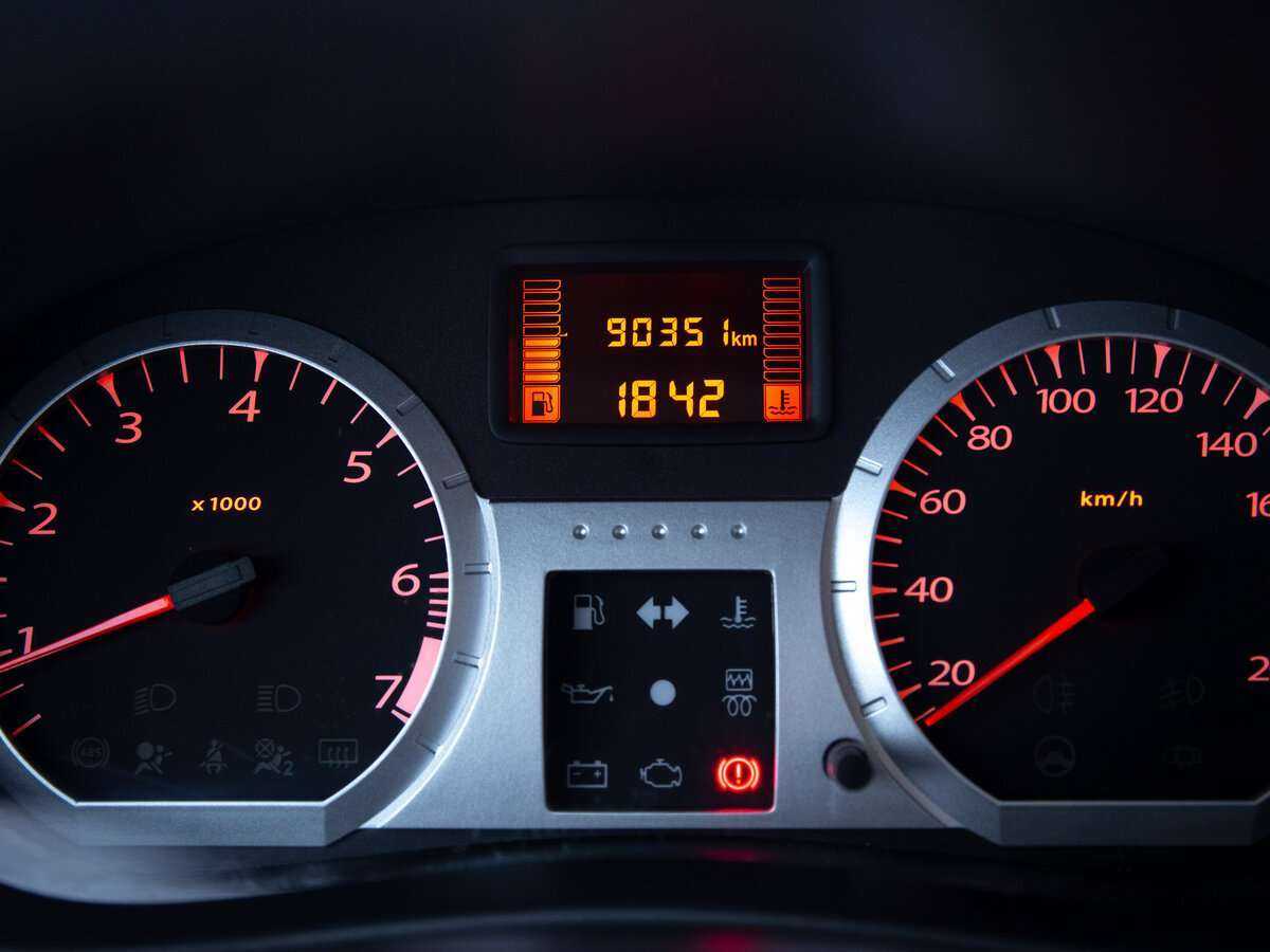 Купить Lada (ВАЗ) Largus с пробегом. Фото: #12