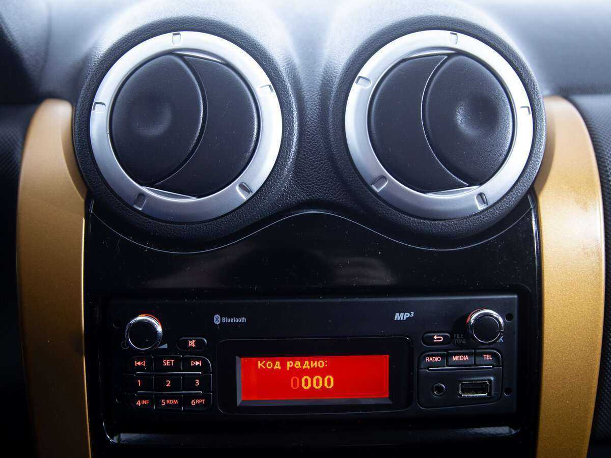 Купить Lada (ВАЗ) Largus с пробегом. Фото: #13