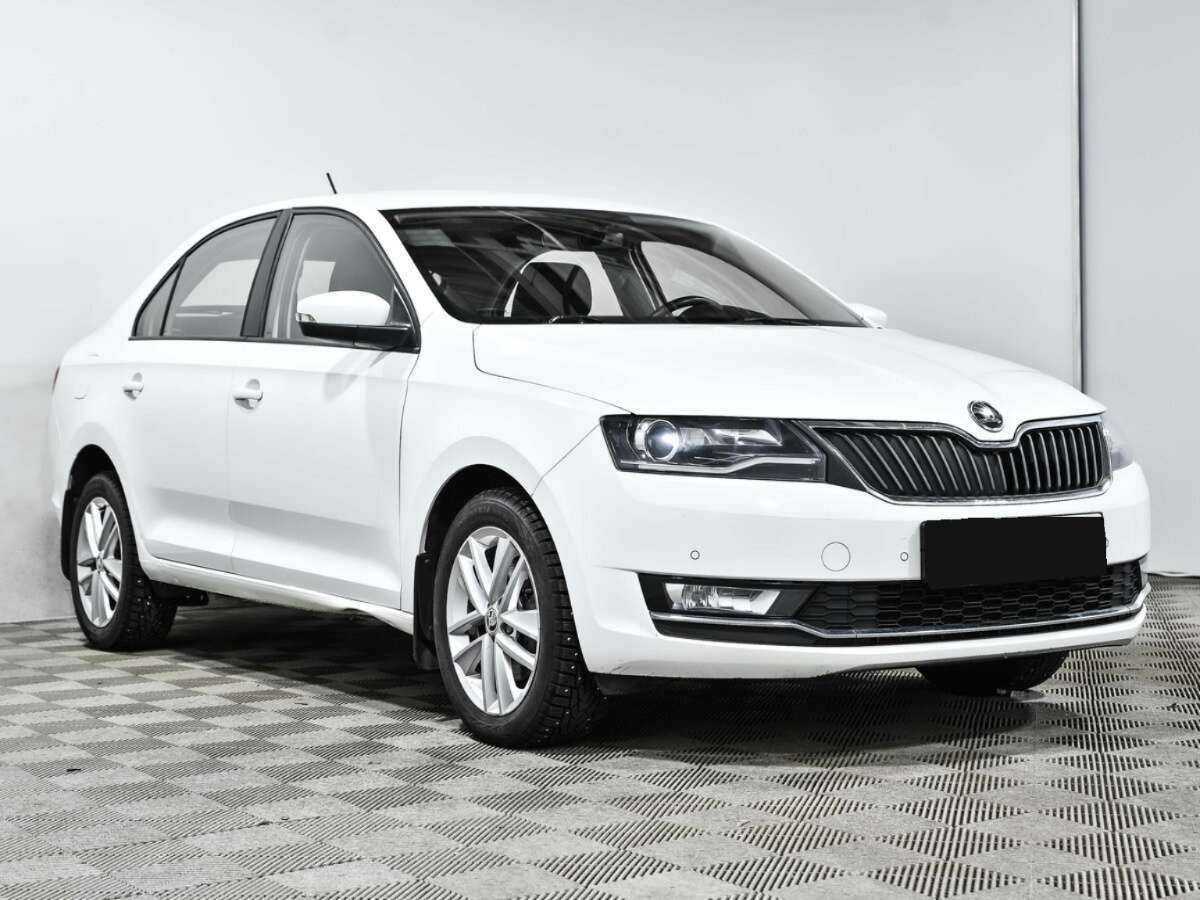 Купить Skoda Rapid с пробегом. Фото: #2
