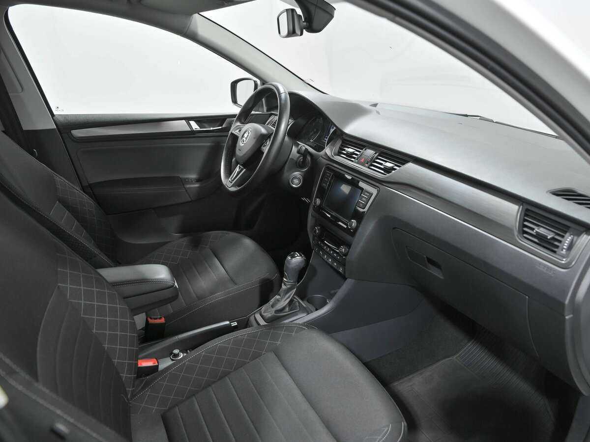 Купить Skoda Rapid с пробегом. Фото: #16