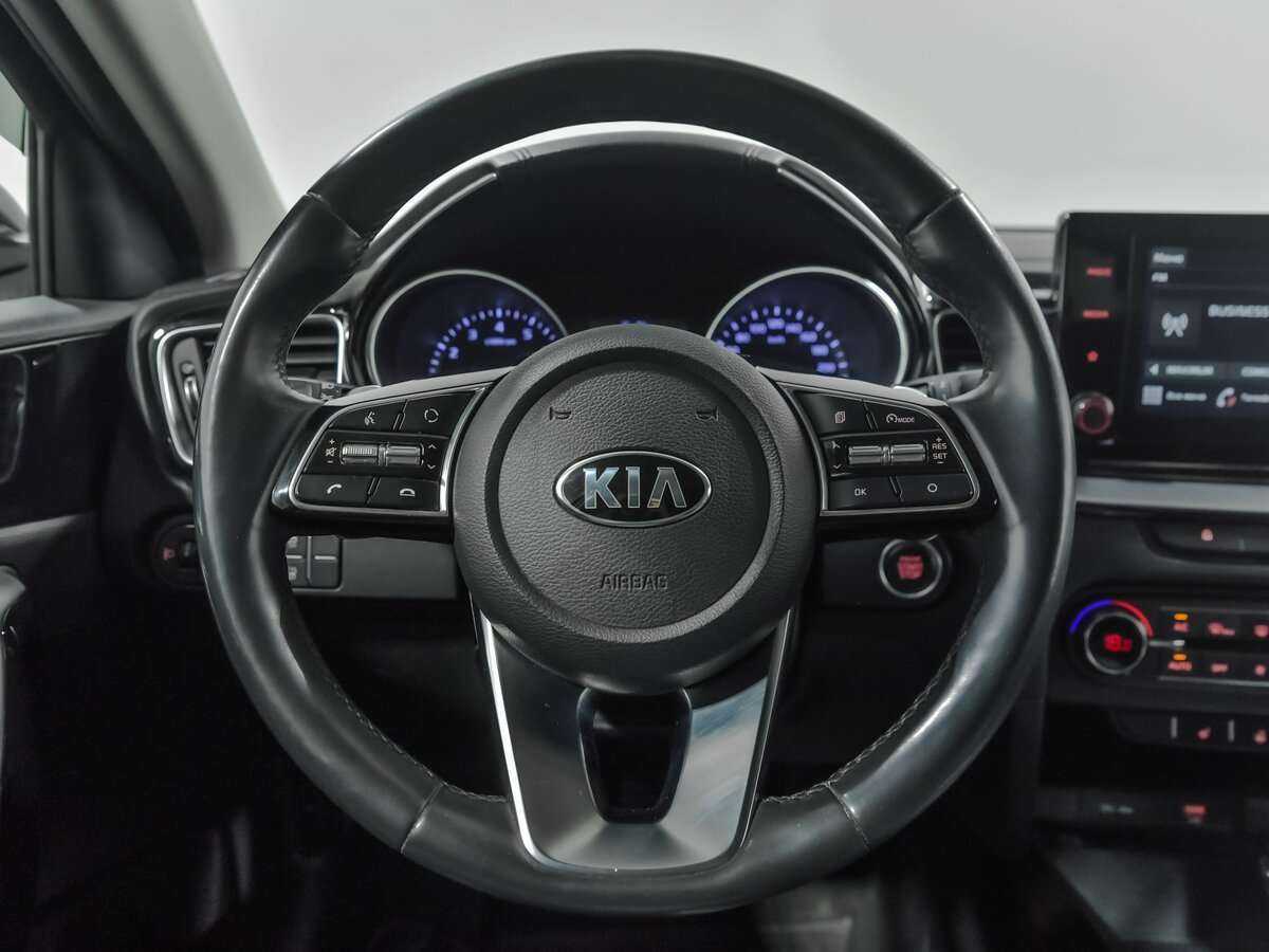 Купить Kia Ceed с пробегом. Фото: #8