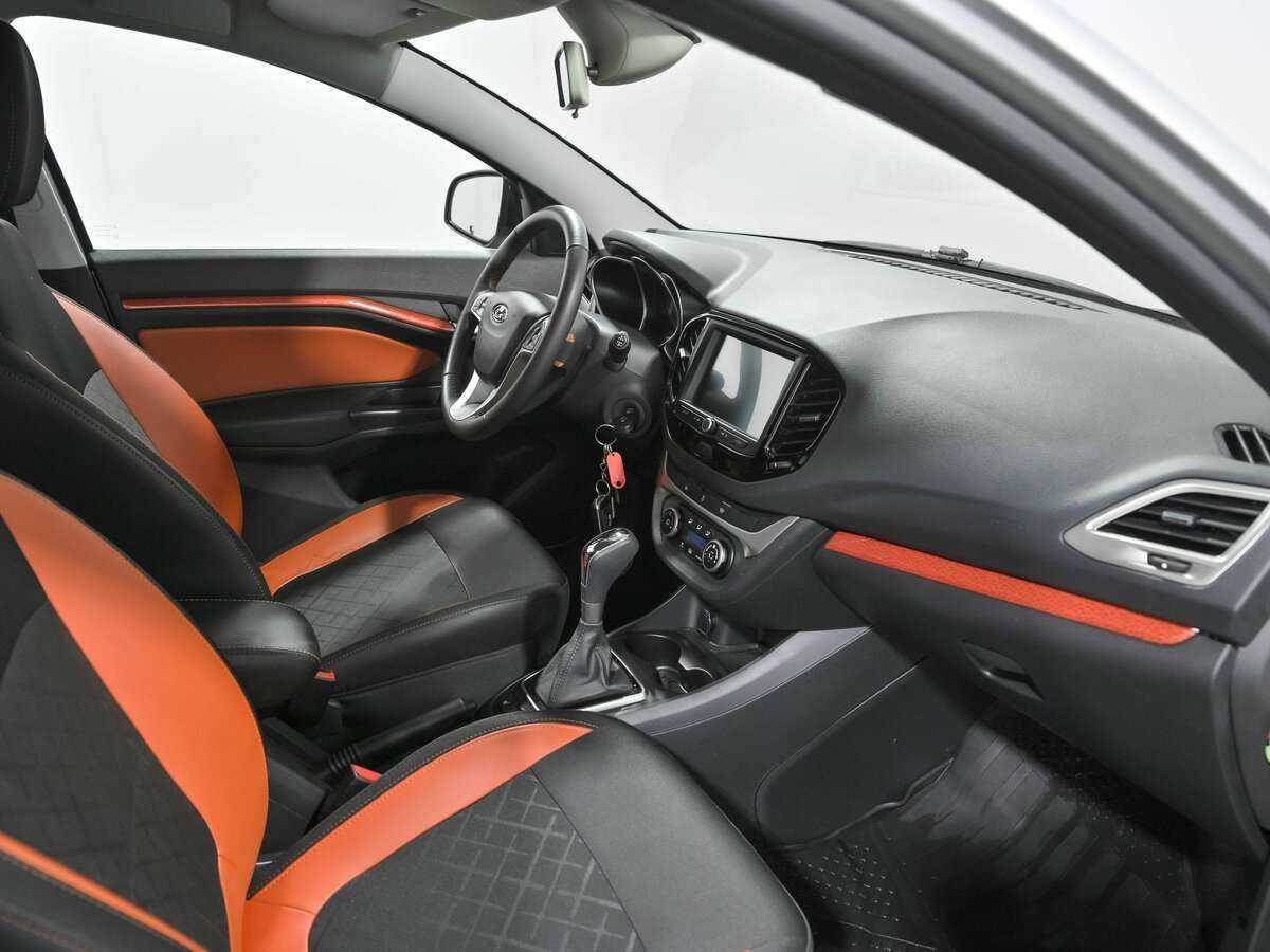 Купить Lada (ВАЗ) Vesta с пробегом. Фото: #4