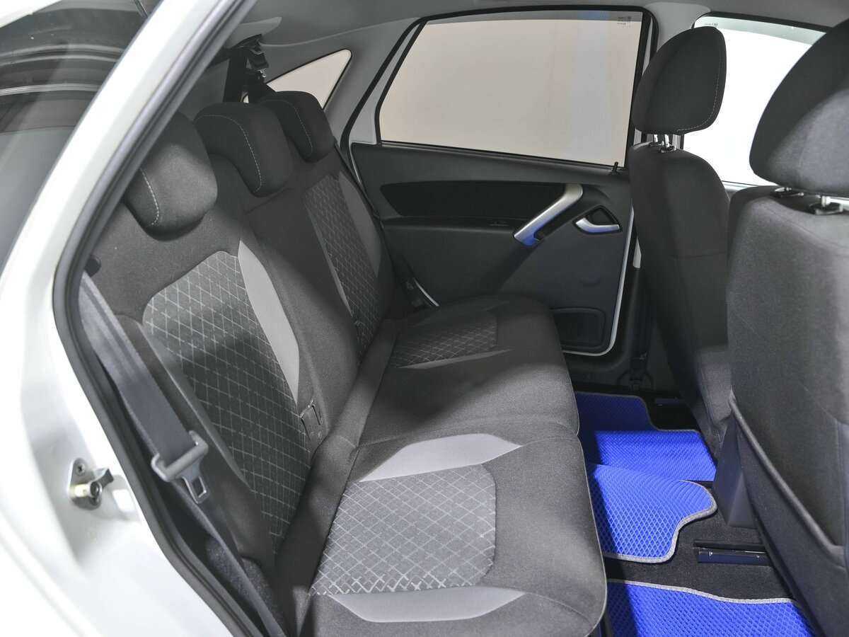 Купить Lada (ВАЗ) Granta с пробегом. Фото: #13