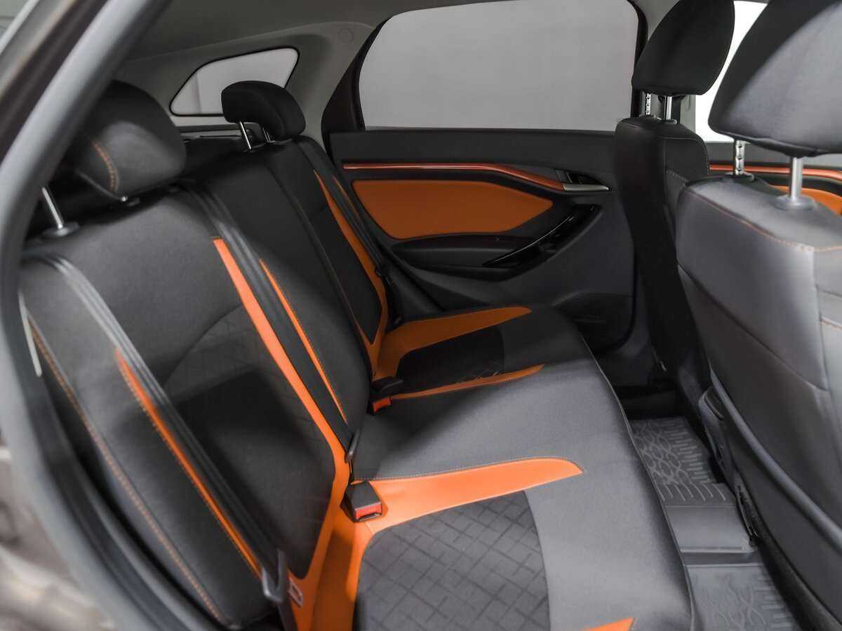 Купить Lada (ВАЗ) Vesta с пробегом. Фото: #12