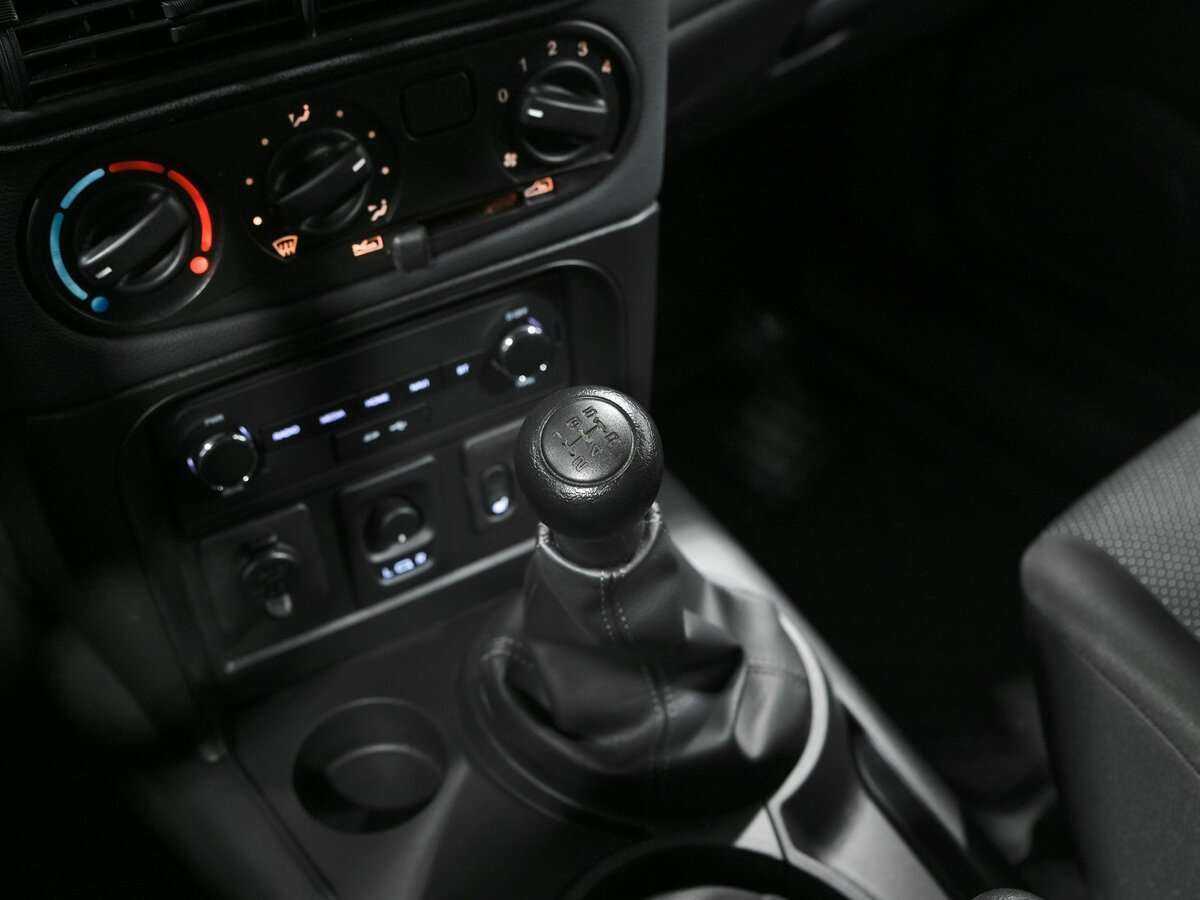 Купить Lada (ВАЗ) Niva с пробегом. Фото: #11