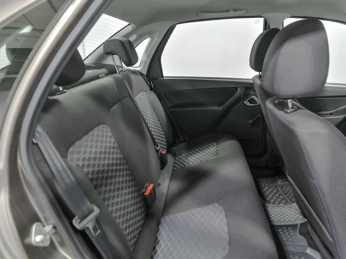 Купить Lada (ВАЗ) Granta с пробегом. Фото: #11