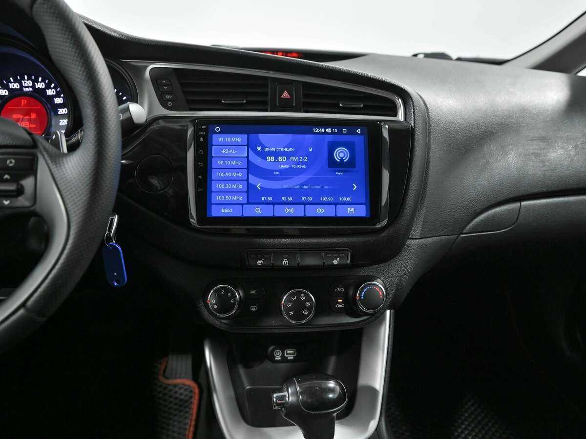 Купить Kia Ceed с пробегом. Фото: #8