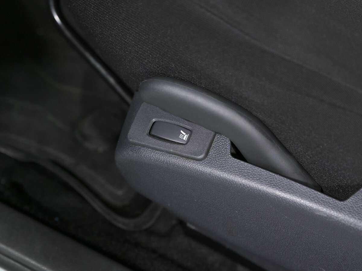 Купить Nissan Almera с пробегом. Фото: #12