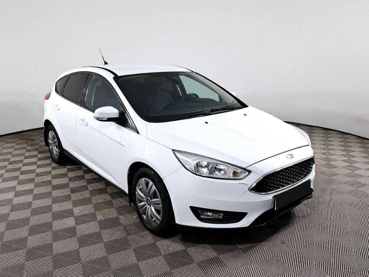 Купить Ford Focus с пробегом. Фото: #2