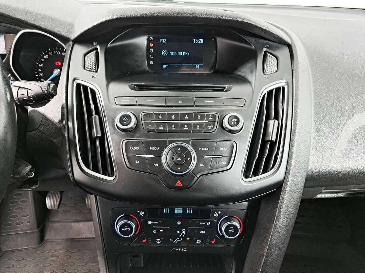Купить Ford Focus с пробегом. Фото: #14