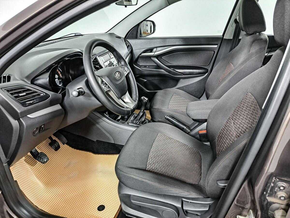 Купить Lada (ВАЗ) Vesta с пробегом. Фото: #13