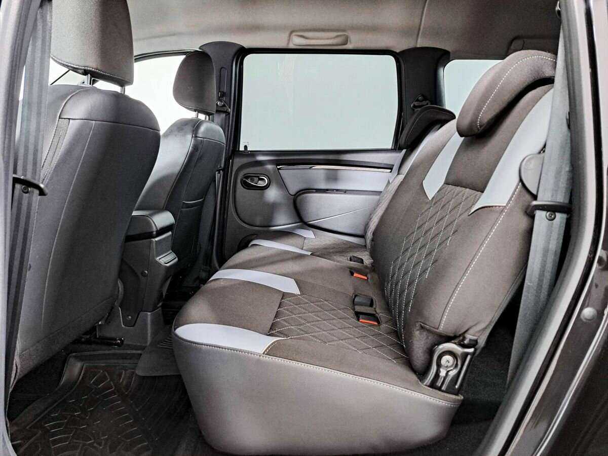 Купить Lada (ВАЗ) Largus с пробегом. Фото: #9