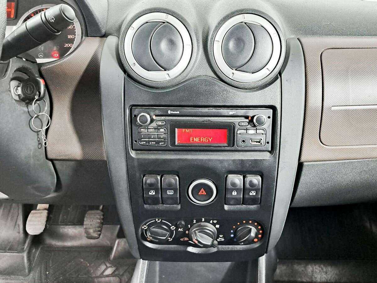 Купить Lada (ВАЗ) Largus с пробегом. Фото: #10