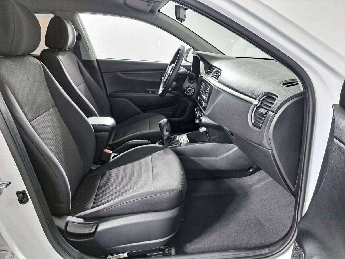 Купить Kia Rio с пробегом. Фото: #8