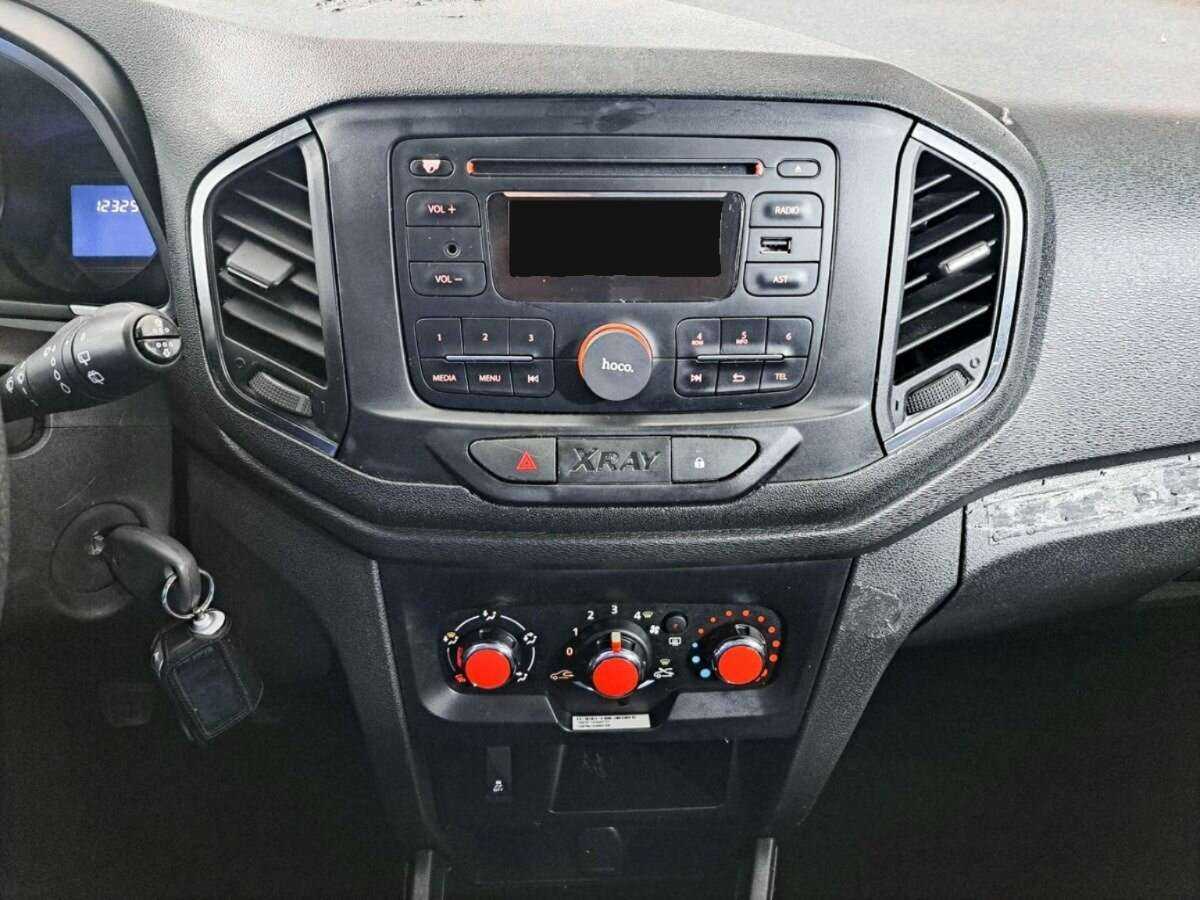 Купить Lada (ВАЗ) XRAY с пробегом. Фото: #12