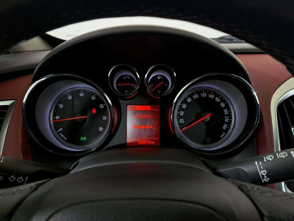 Купить Opel Astra с пробегом. Фото: #10