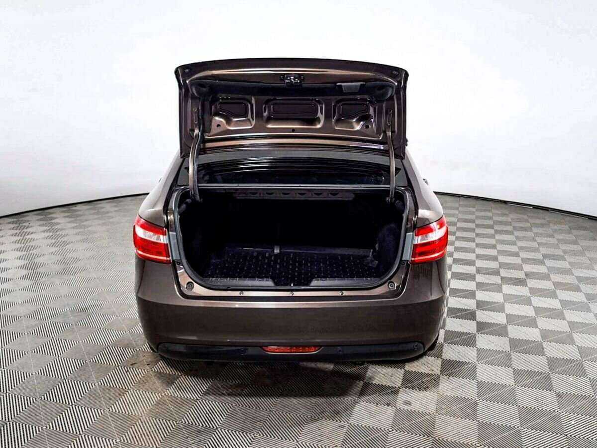 Купить Lada (ВАЗ) Vesta с пробегом. Фото: #8