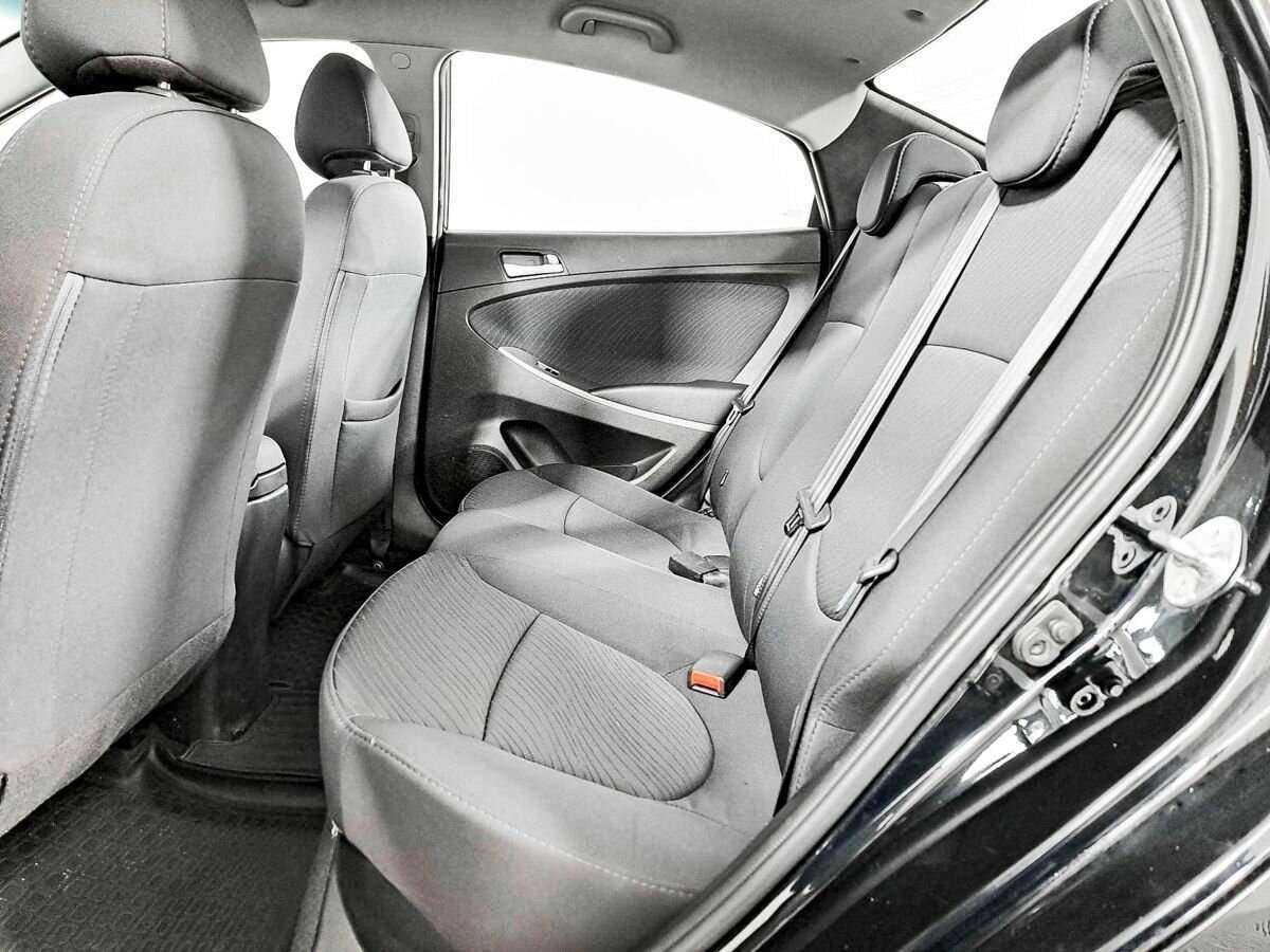 Купить Hyundai Solaris с пробегом. Фото: #9