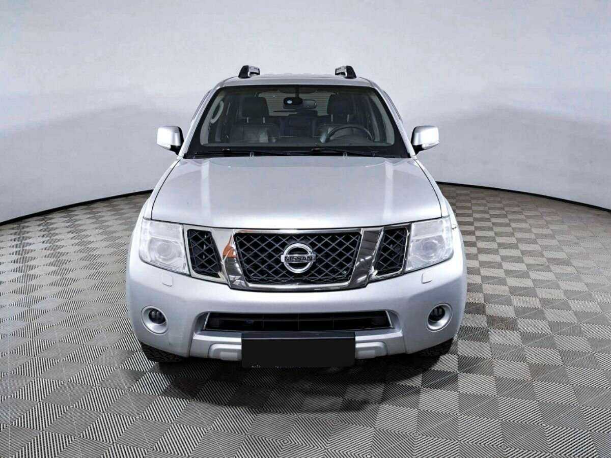 Купить Nissan Pathfinder с пробегом. Фото: #1