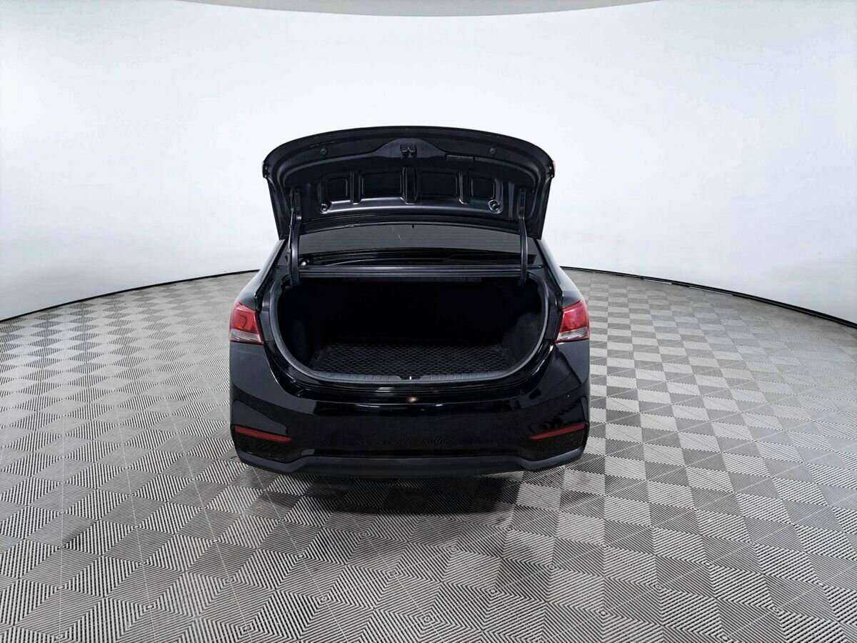 Купить Hyundai Solaris с пробегом. Фото: #9