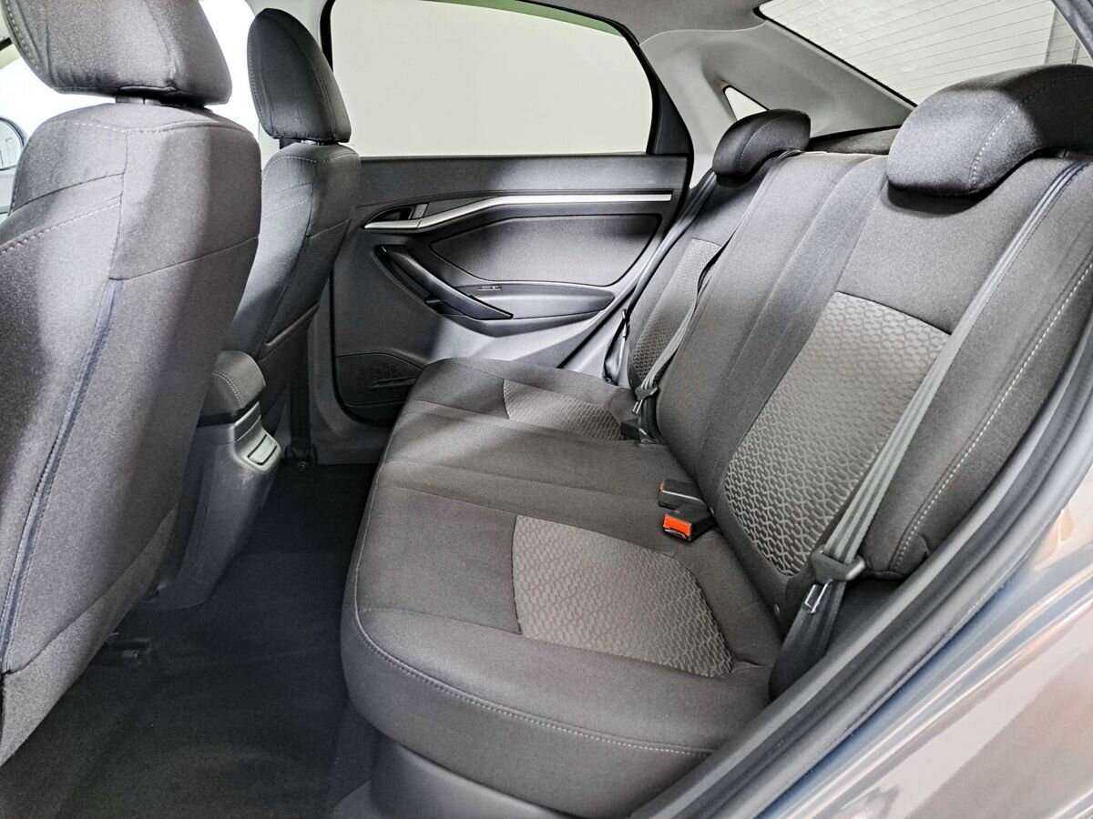 Купить Lada (ВАЗ) Vesta с пробегом. Фото: #9