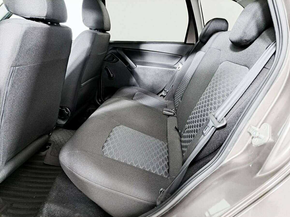 Купить Lada (ВАЗ) Granta с пробегом. Фото: #9