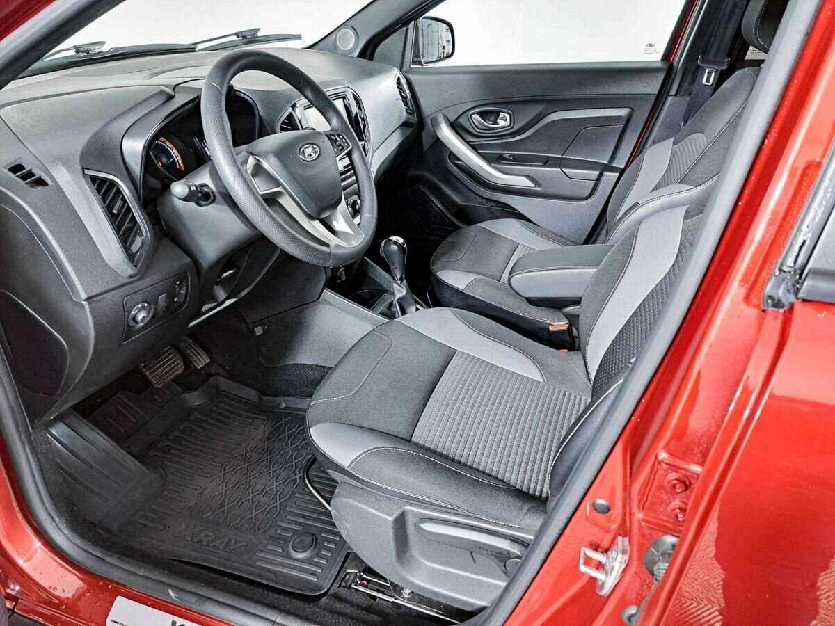 Купить Lada (ВАЗ) XRAY с пробегом. Фото: #12