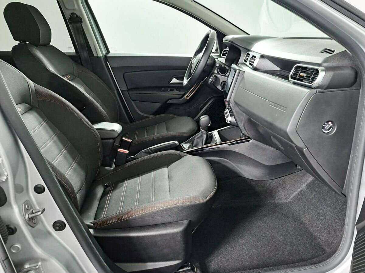 Купить Renault Duster с пробегом. Фото: #8