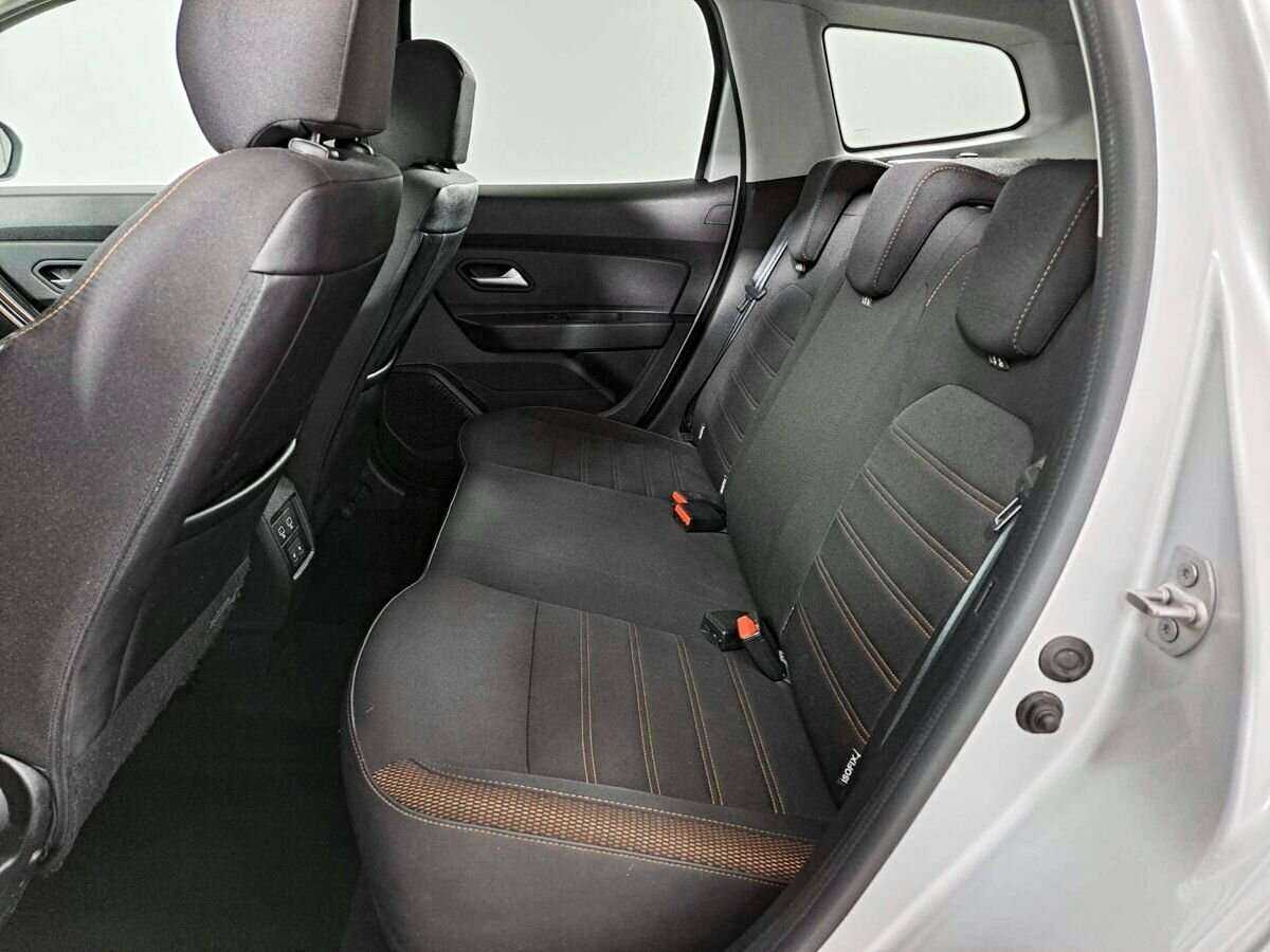 Купить Renault Duster с пробегом. Фото: #9