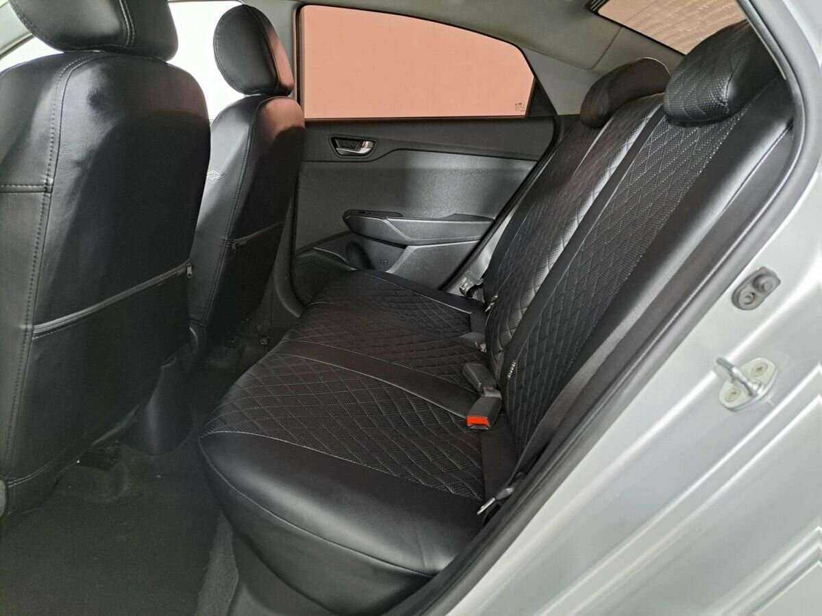 Купить Hyundai Solaris с пробегом. Фото: #9