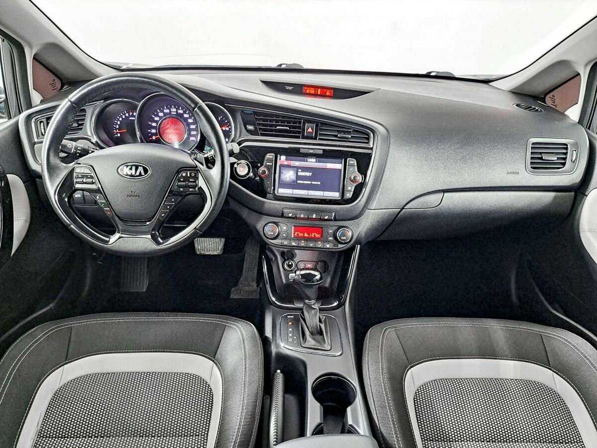 Купить Kia Ceed с пробегом. Фото: #13