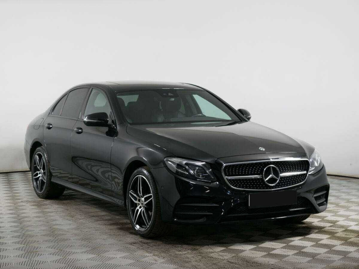 Купить Mercedes-Benz E-Класс с пробегом. Фото: #2