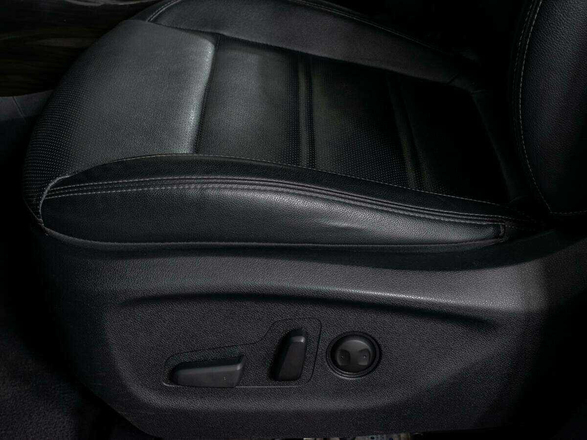 Купить Kia Sorento с пробегом. Фото: #16