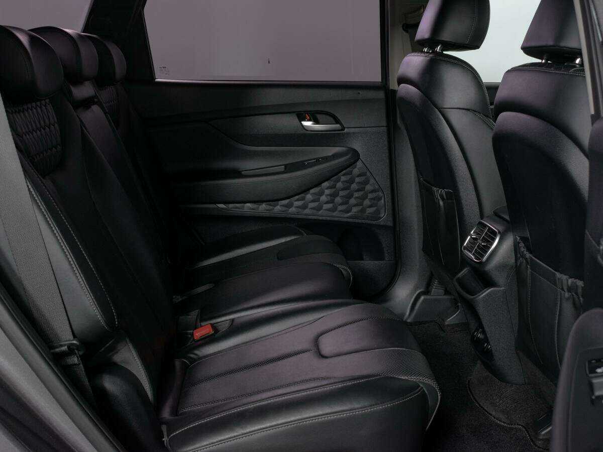 Купить Hyundai Santa Fe с пробегом. Фото: #8
