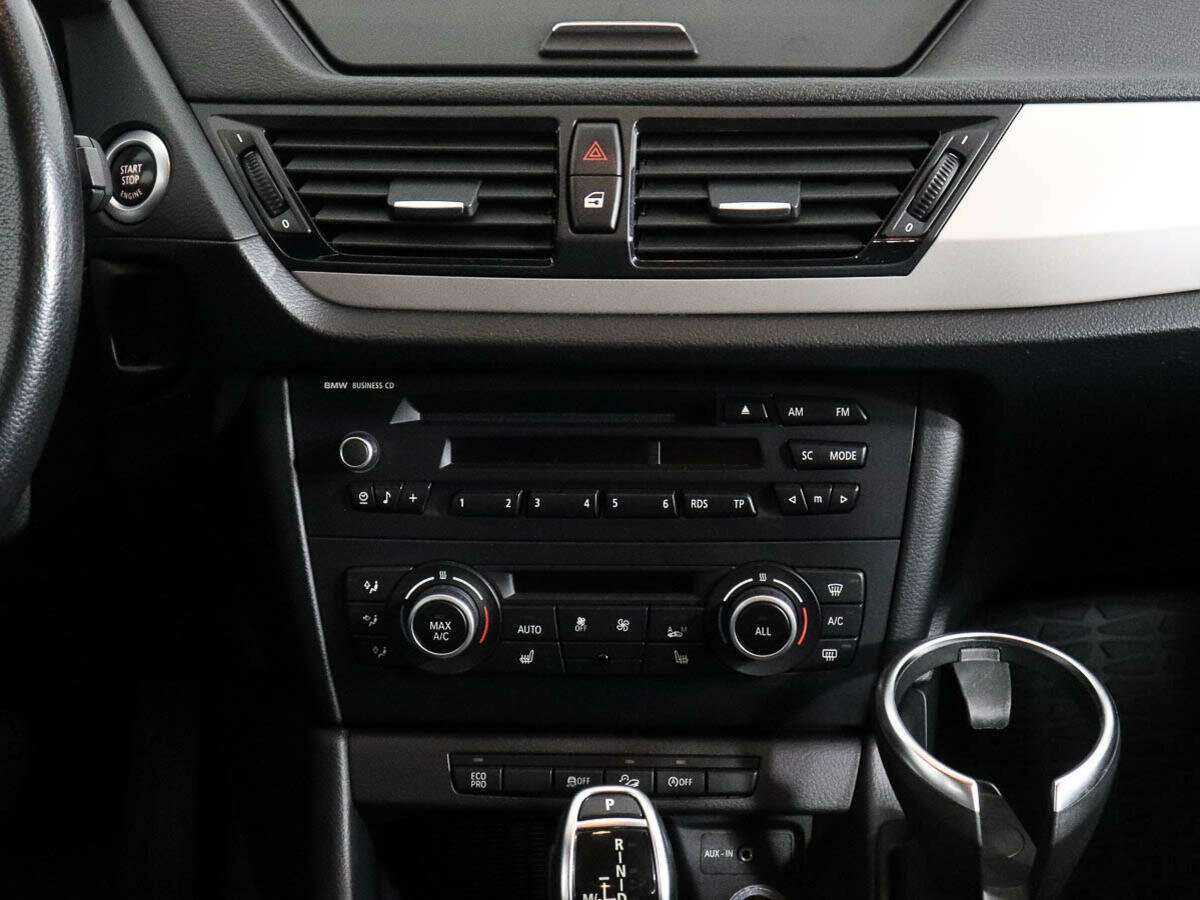 Купить BMW X1 с пробегом. Фото: #11